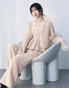LILY BROWN ♡ ツイードニットカーディガン ＋ペプラムビスチェのサムネイル