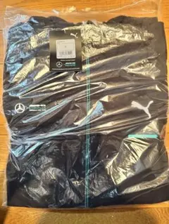 プーマ　PUMA メルセデスAMG F-1 ジップパーカー　ペトロナス
