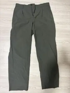 k*中様 UNIQLO タックワイドパンツ／ライト Mサイズ オリーブ