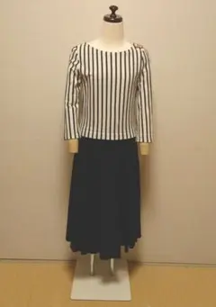 プチバトー　モノトーン　ストライプワンピース  美品　ボーダー　フレンチマリンのサムネイル