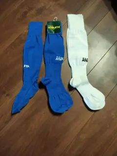 ATHLETA サッカーソックス 青 白 22cm〜24cm