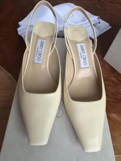 JIMMY CHOO スリングバック パンプス クリームのサムネイル