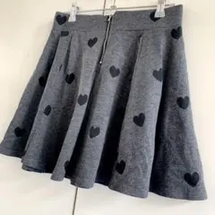 ハート柄グレーミニスカート　フェミニン　ガーリー　春服　春コーデ