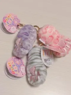 ⭐︎新品⭐︎ ぶるぶる子猫の手　振動　キーホルダー　ふるえる　3点