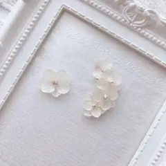 069 紫陽花 ホワイト イヤーカフ＋ピアス/イヤリング