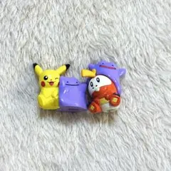 ポケモン　びっくらたまご メタモンといっしょ！　ピカチュウ ホゲータ