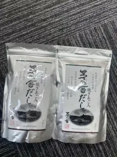 Item thumbnail for item d7f16c9a-83aa-4a15-912c-54ba236098b6