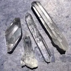 【虹入り！大きめ！4本セット】レムリアンシードクリスタル　水晶　ポイント