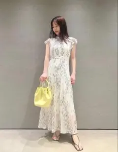 美品】FRAY I.D シフォンプリーツプリントワンピース ホワイト - メルカリ