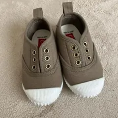 Item thumbnail for item c5adec28-ed9a-4e0e-90a7-996a71e4f04a