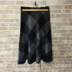 フレアスカート ひざ下丈スカート ウール100% ブラック グレー チェック