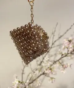 ハンドメイドビーズがま口（ベージュ）