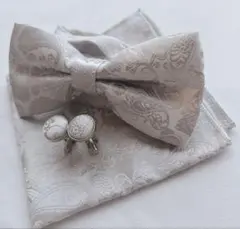 蝶ネクタイ3点セット シルバー カフスボタン ポケットチーフ ペイズリー