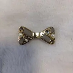 リボン型ヘアクリップ パール付き