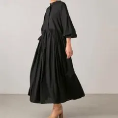 Ａライン　ワンピース　長袖　大きめ　体型カバー　ゆったり　ギャザー　ブラック　黒