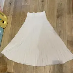 ホワイト プリーツスカートのサムネイル