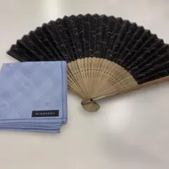 【K】BURBERRY チェック柄ハンカチと扇子セット　114