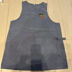 はらぺこあおむし　イニシャル エプロン