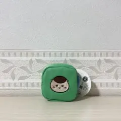 ちいかわ カラビナつき刺繍スクエアミニポーチ くりまんじゅう
