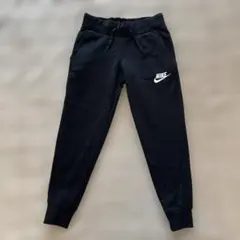 ゆ*☆様 Nike スタンダードフィット パンツ　キッズ XS