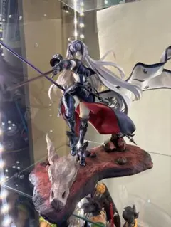 ユ*ト様 FGO ジャンヌダルクオルタ リペイントフィギュア - メルカリ