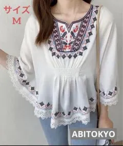 最終価格ABITOKYO【サイズM】刺繍ブラウスカットソーのサムネイル