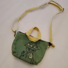 キャラクターイラスト付き緑色バッグ