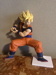 孫悟空 フィギュア 戦闘ポーズ 箱なし