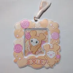 TWICE LOVELYS カードホルダー　ジヒョ