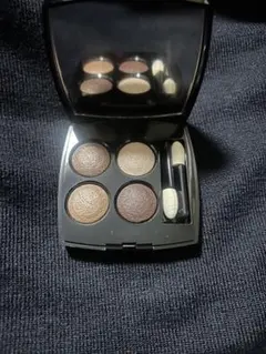 CHANEL アイシャドウ レ キャトル オンブル 226 ティセ　リボリ