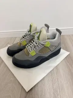 NIKE AIR JORDAN 4 RETRO LE 