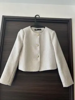 ZARA スパンコールブレザーホワイト ゴールドボタン