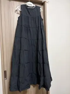 RACEA ノースリーブ ロングワンピース 黒のサムネイル