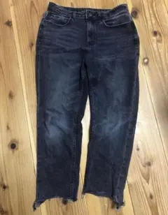 gu ブラックデニム　ストレッチ　テーパード　デニム　パンツ　切りっぱなし　L