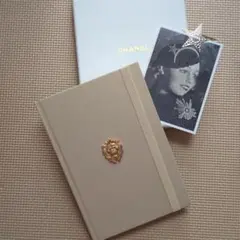 CHANEL ライオンエンブレムノートのサムネイル