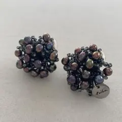 【大特価】大人可愛い　淡水パールのお花刺繍　イヤリング