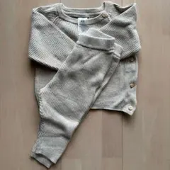 H&M ベビー　ニット　セットアップ　ライトベージュ　60 2-4m