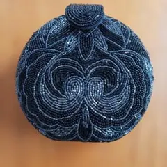 ビーズ刺繍 ブラック クラッチバッグ　ショルダー用チェーン付き