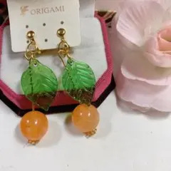 新品未使用 オレンジカラー さくらんぼ チェリー イヤリング