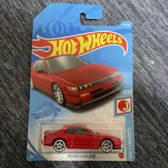 ホットウィール　Nissan Silvia (S13) 赤 ミニカー