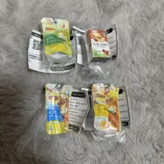 送料込み　Lipton ミニチュアチャームコレクション 4つセット