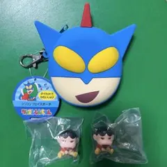 クレヨンしんちゃん　カプセルトイ　アクション仮面シリコンポーチ　3点セット