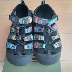 KEEN 箱あり 22.5cm ニューポートH2/RAYA BLACK