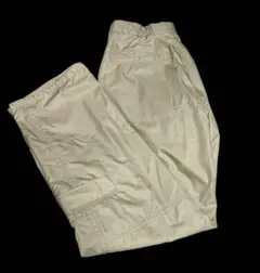 adidas ベージュ パンツ シャカシャカ スポーツウェア ランニング