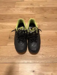 asicsフットサルシューズ 黒/黄 サッカー