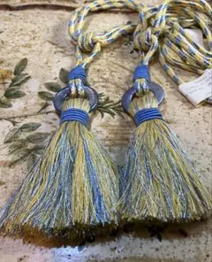 フランス製のカーテンタッセル