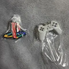 PlayStation ミニチュアチャーム 2種