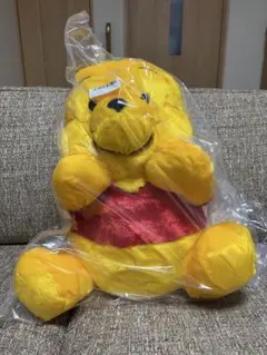 ② くまのプーさん　スーパーラージぬいぐるみもぐもぐVer.