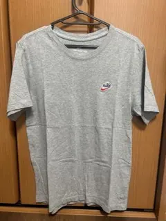 NIKE Tシャツ