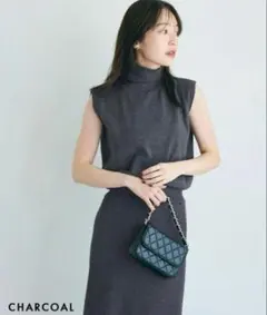 BASEMENT 完売品 タートルネックノースリーブニット チャコールグレー